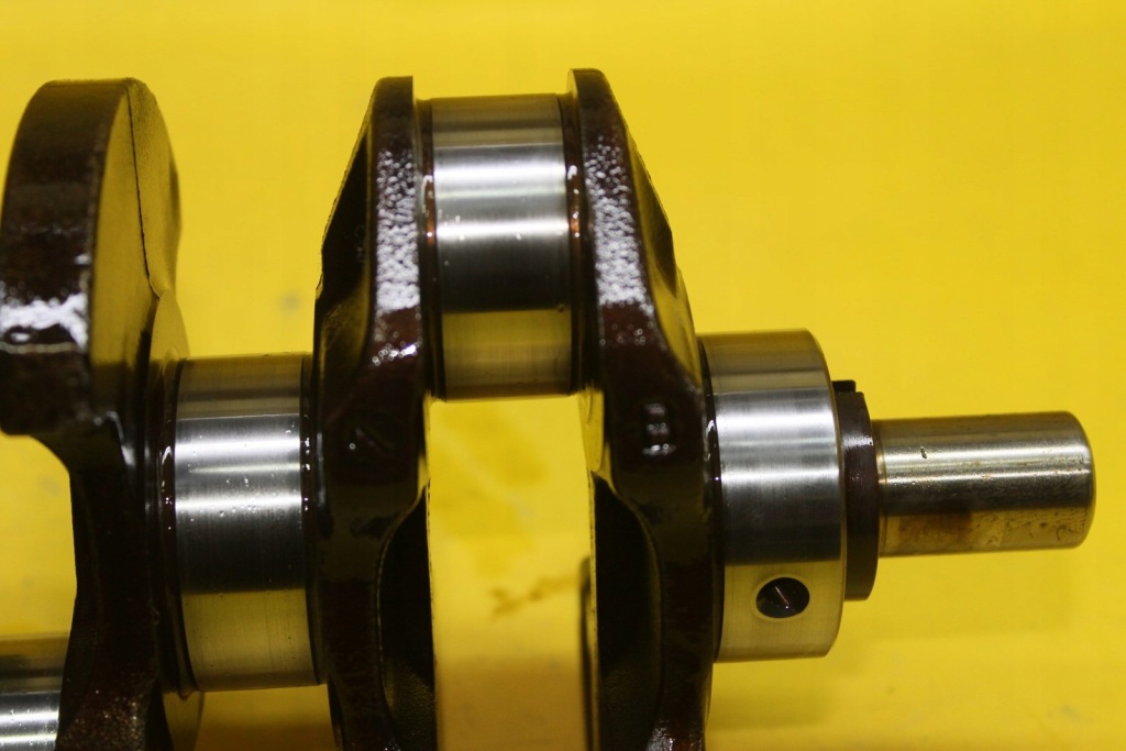 Wał коленчатый 03cak golf v a3 8p blf 1.6 fsi Недорого