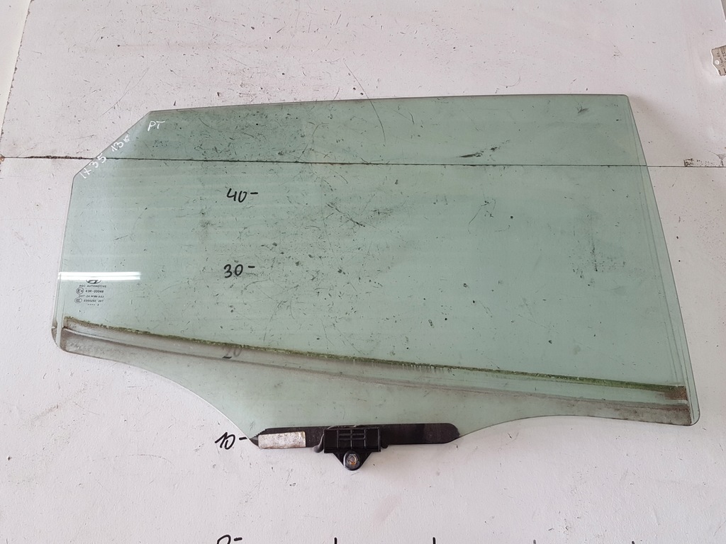 фото №1, Hyundai ix35 13r стекло дверь правая задняя