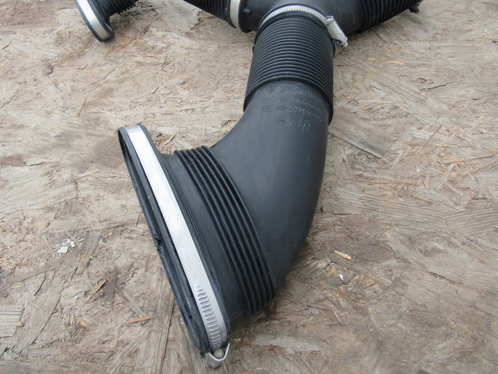 фото №7, Porsche panamera 970 труба тройник повітрозабірник повітря