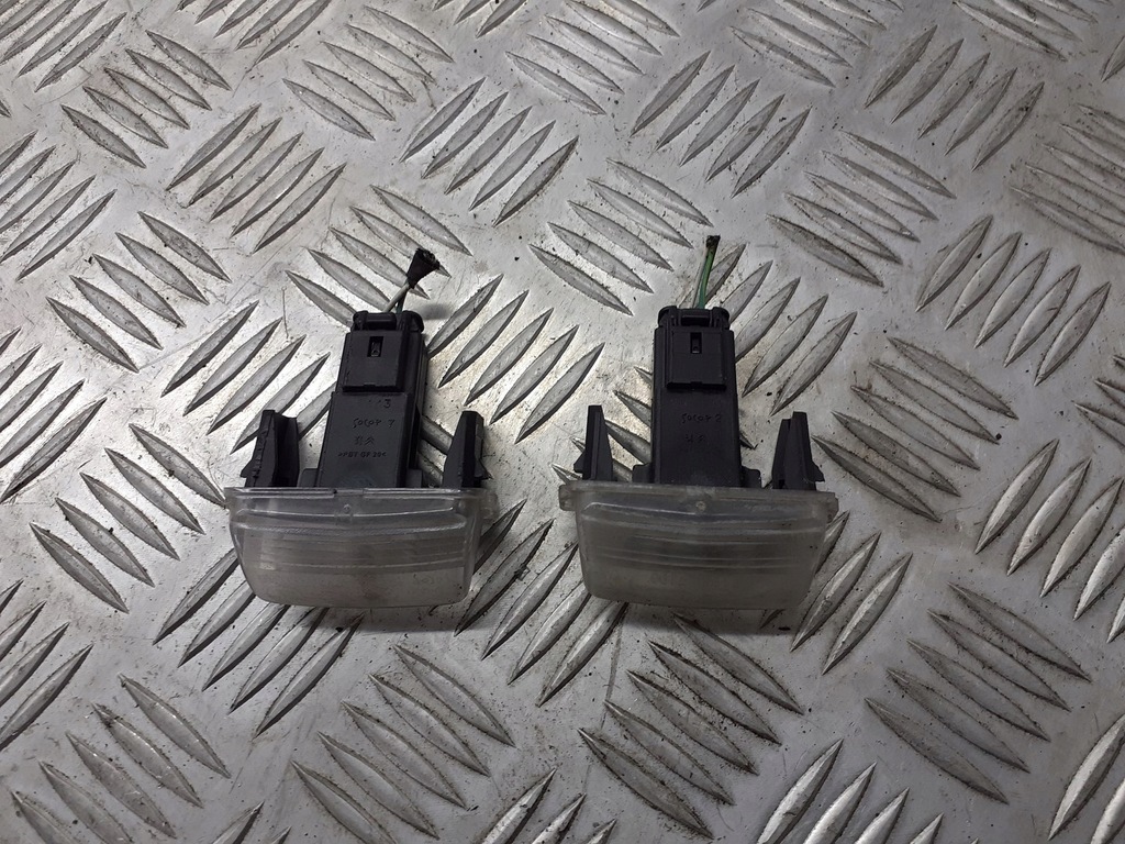 фото №1, Фонари номерного знака регистрационный citroen c3 picasso