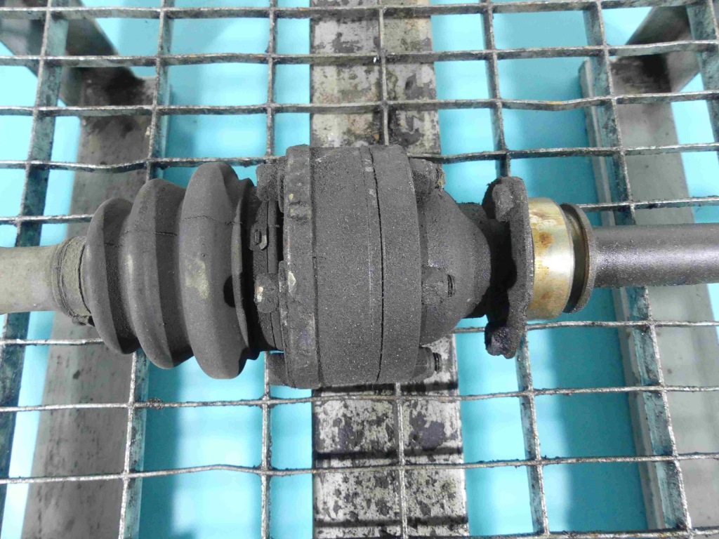 фото №3, Приводной вал правая fiat tempra 2.0 wiel механическая коробка передач