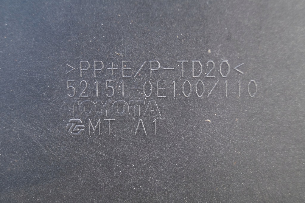 фото №13, Диффузор накладка спойлер dół бампера задняя задняя toyota highlander iv 4