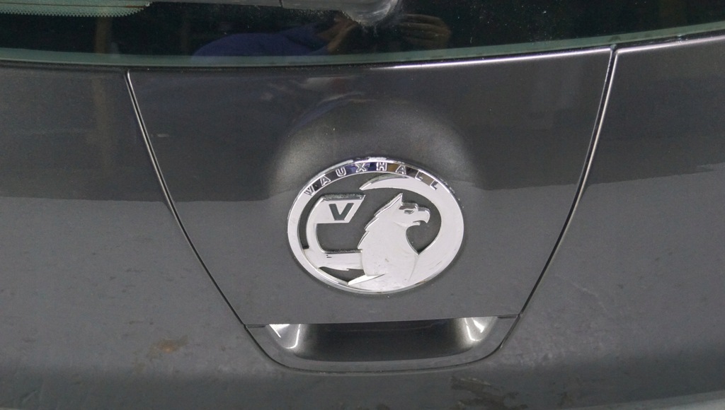 фото №8, Крышка багажника багажника задняя opel astra j 5d