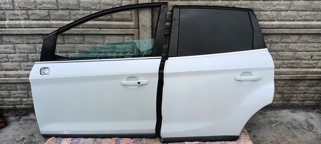 фото №1, Ford kuga mk1 двері лівий перед задня білий перламутр b8