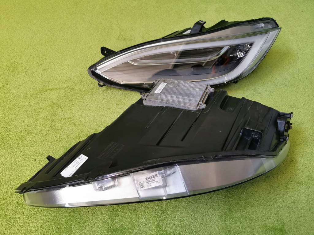Tesla s рестайлинг  фонари перед full led комплект в Украине