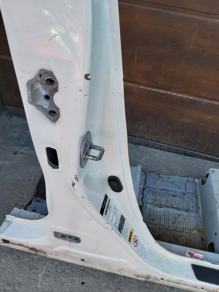 фото №5, Toyota prius iii чверть перед права блок двигуна поріг