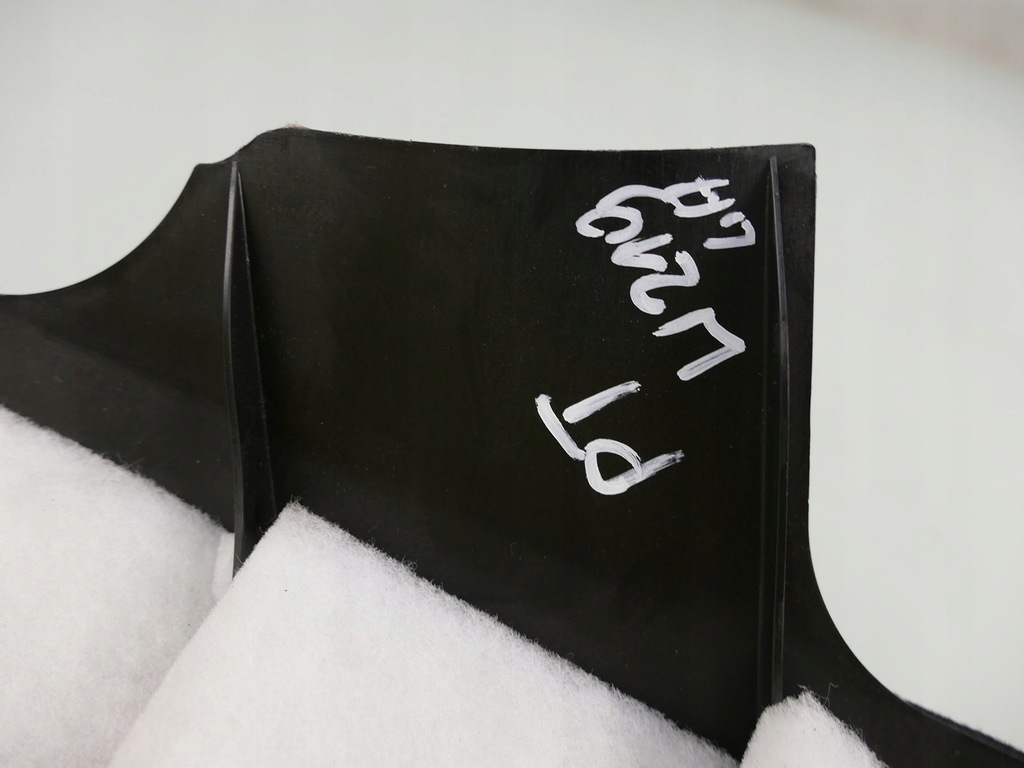 фото №9, Mercedes cls w219 lift защита стойка сиденье pt