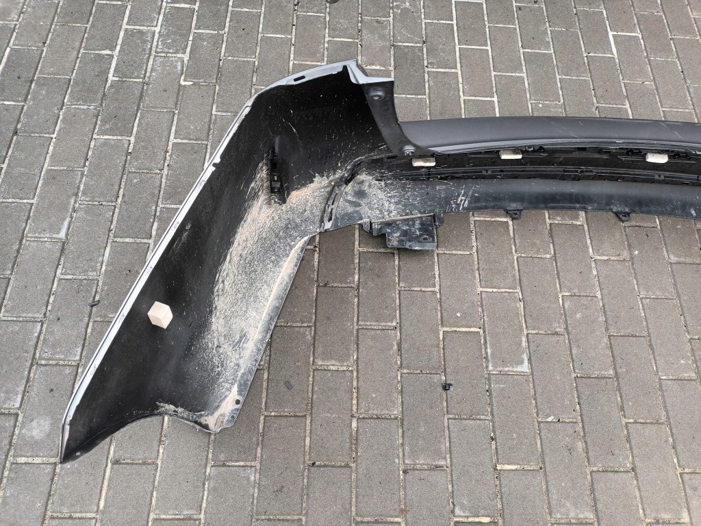 Бампер задній toyota auris 2 універсал задній 2012 - 2015 без  pdc Ціна