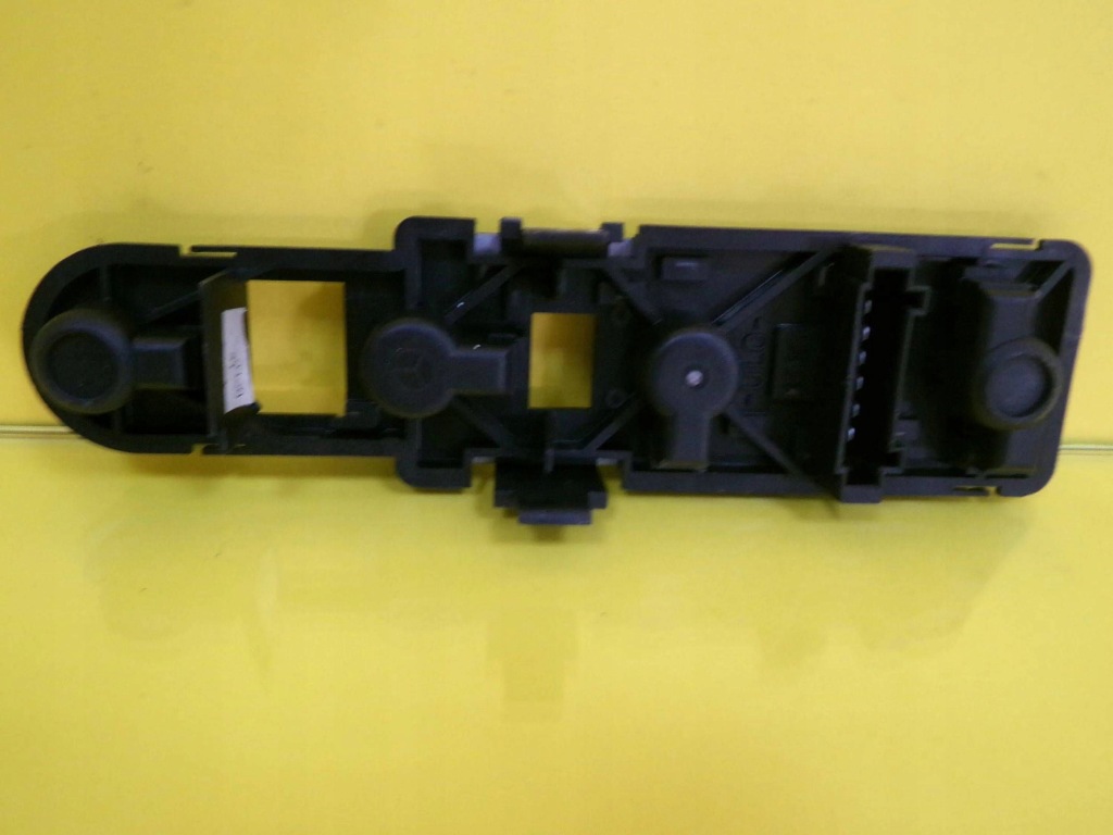 Вкладыш лампы правый задний  mercedes-benz a w168 3310-ulo- nr714 Недорого