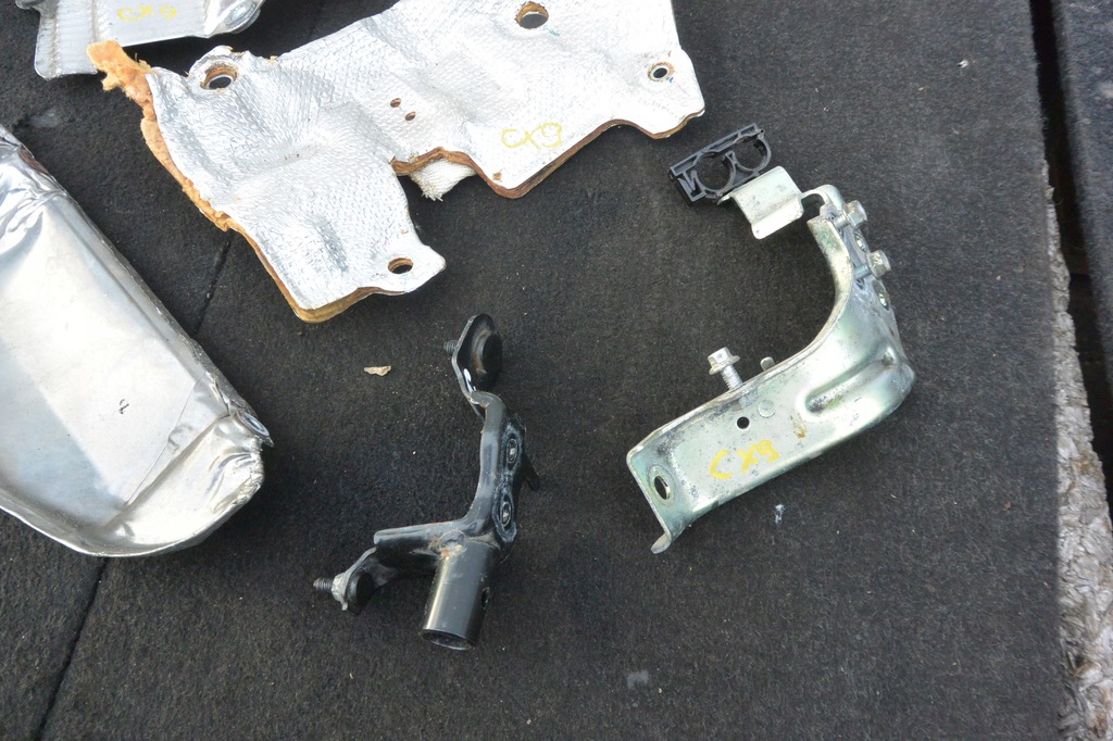 фото №9, Захист теплова кронштейн двигуна mazda cx9 ii