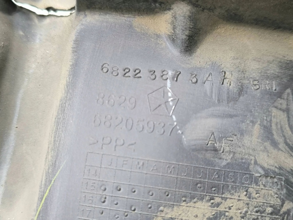 фото №7, Dodge charger 2017 левая сторона подкрылок передние