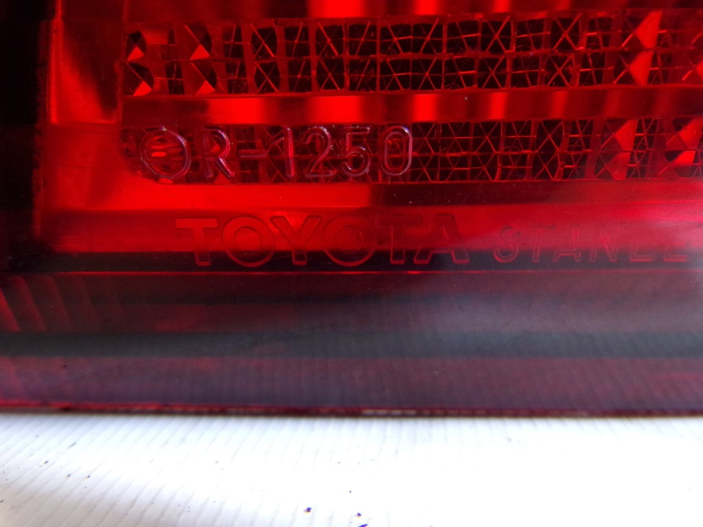 фото №5, Лампа задняя задняя правая toyota avalon