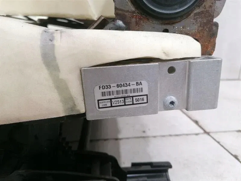 Aston martin rapide amr seat ad43-14d698ac electric motors frame с Разборки