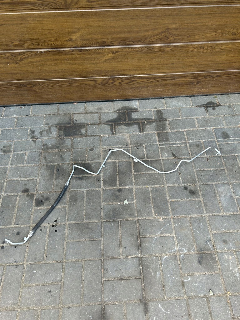 фото №1, Renault master iii 2.3dci шланг кондиционера 924403876r