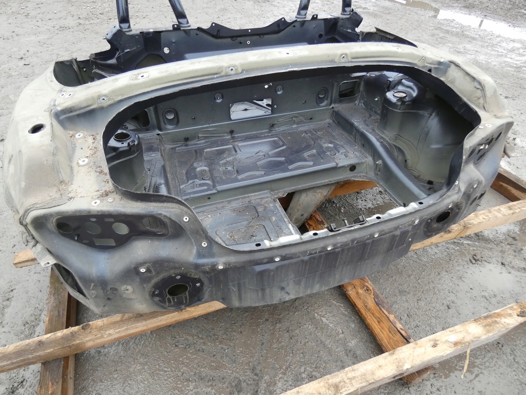 фото №5, Bmw z4 e85 чверть лівий правий задня pas піддон