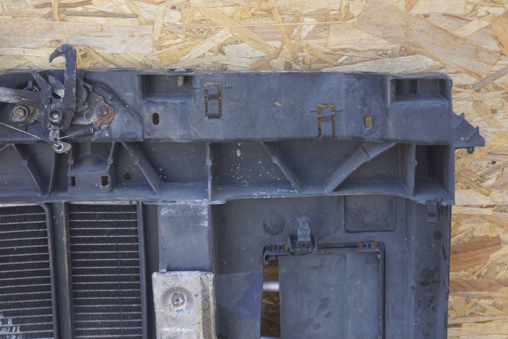 фото №14, Peugeot 207 1.6b pas передний d742