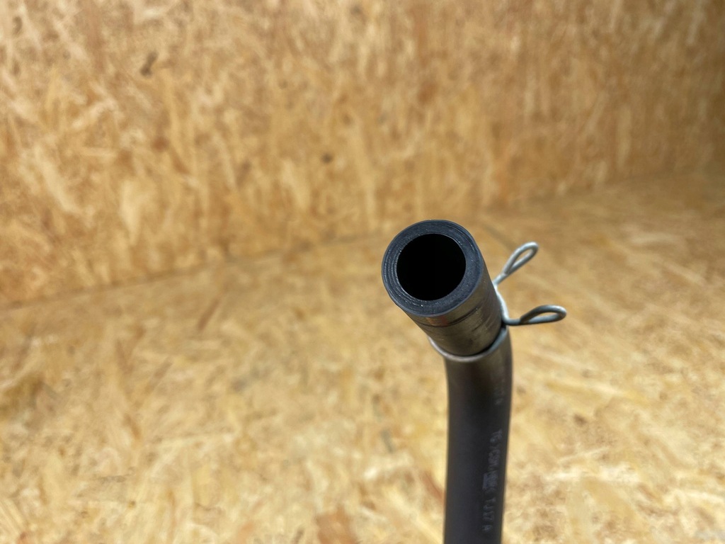 фото №12, Труба шланг wąż повітря toyota yaris iv cross p21 17880-k0040 2020-