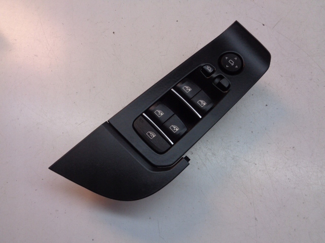 фото №1, Панель окон левый перед bmw x6 g06 2019-