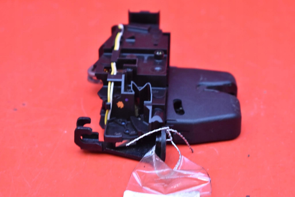 Замок кришки задній багажника citroen c4 picasso 2 2 рестайлінг  16-18 Недорого