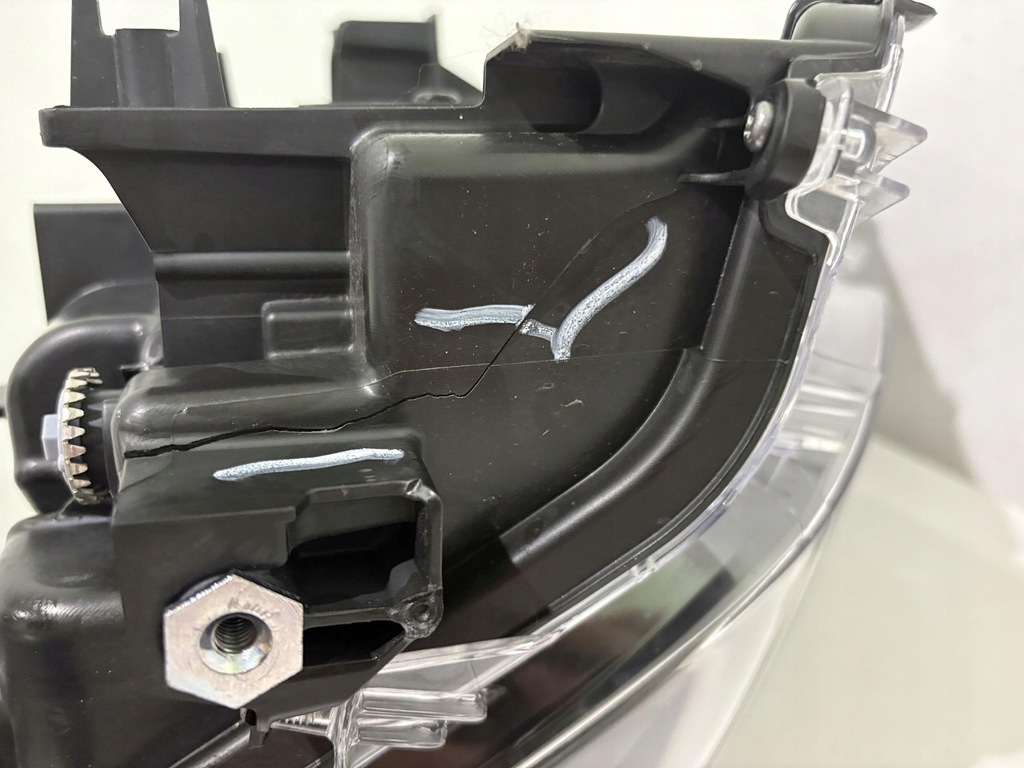 фото №14, Toyota yaris cross лампа левый перед full led koito 0d-312