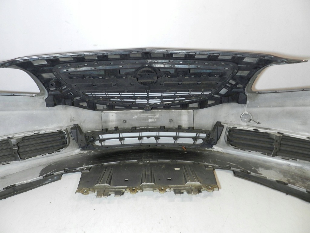 Купить 348.zderzak перед передний opel insignia a 08-13 13288280