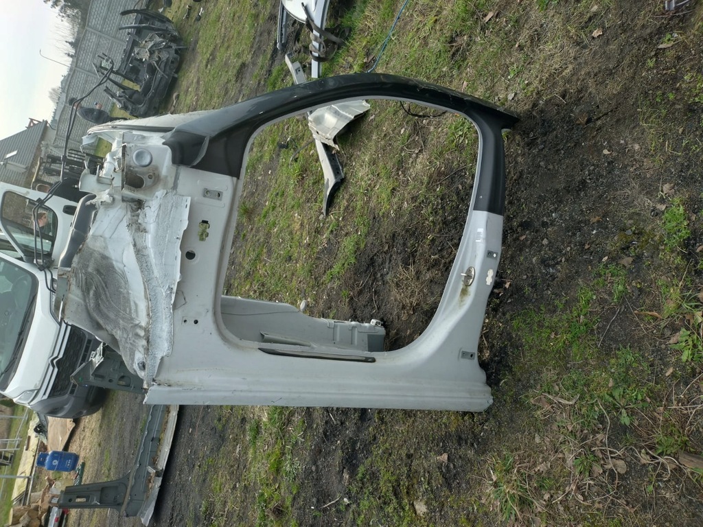 фото №1, Audi a1 8x блок двигателя крышный левый 5 d