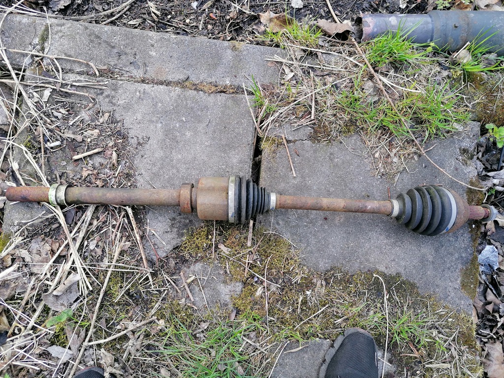 фото №1, Приводной вал правая длинная trafic iii vivaro b