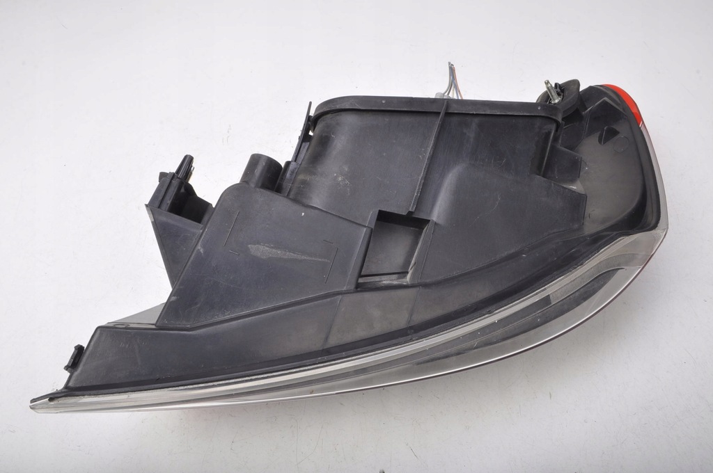 фото №12, Renault megane iii lift лампа левая задняя левый задняя