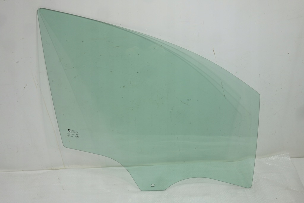 фото №1, Стекло дверь перед правая opel crossland x 2022r