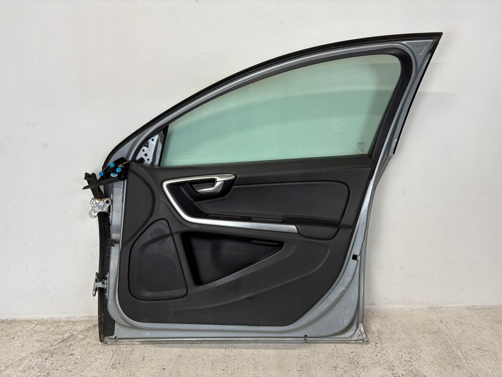 фото №5, Дверь передние правое volvo v60 i s60 ii