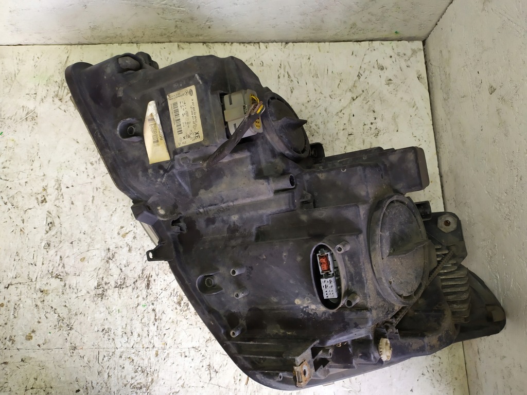 фото №10, Mercedes w207 coupe лампа права bi ксенон