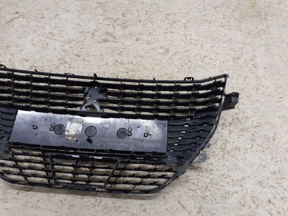 фото №9, Решітка радіатора решітка радіатора peugeot 208 ii 2019- 9823210080