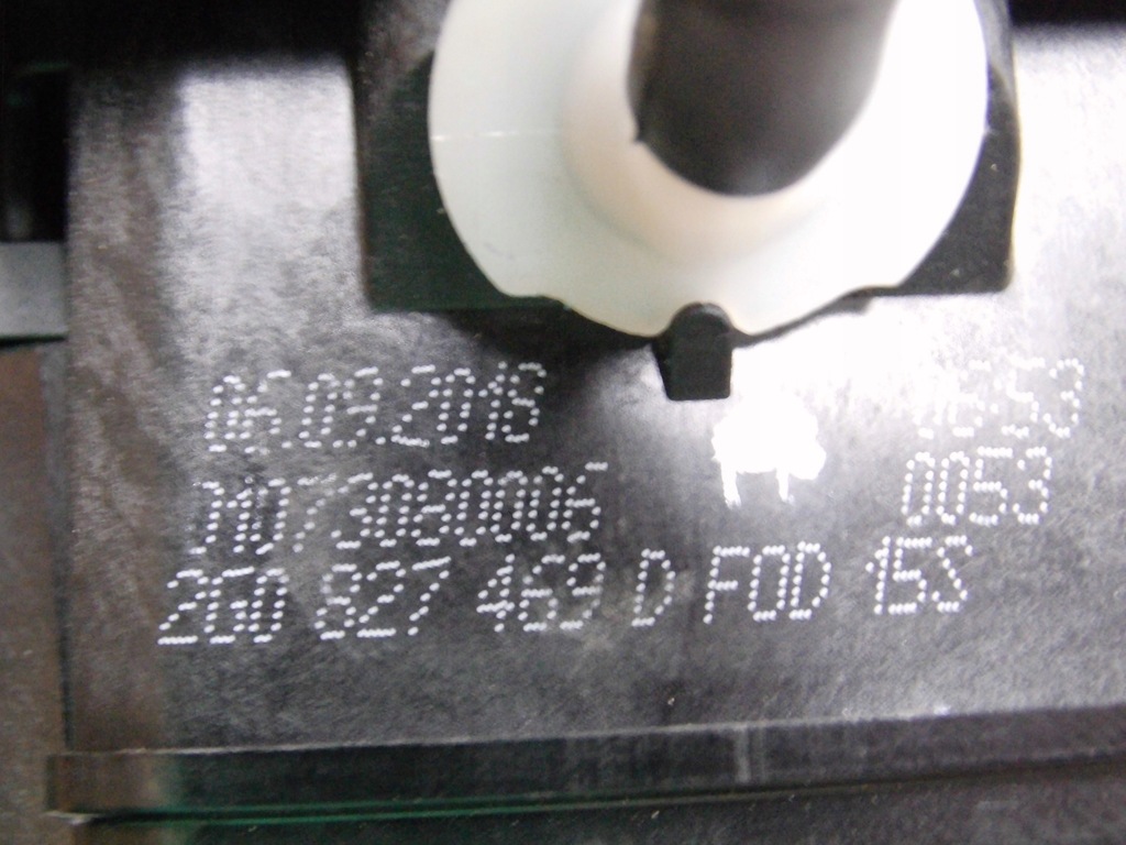 фото №8, Ручка крышки задний багажника камера заднего вида 2g0827469d vw polo 2g оригинал