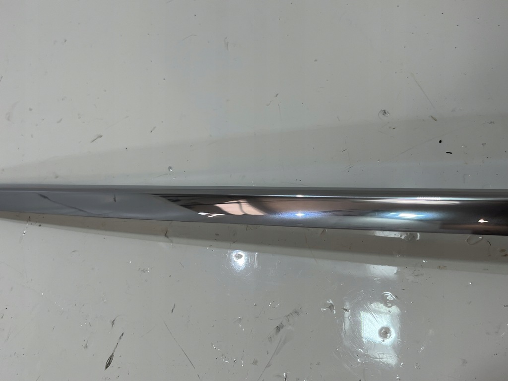 фото №7, Молдинг хром кришки багажника panamera 970