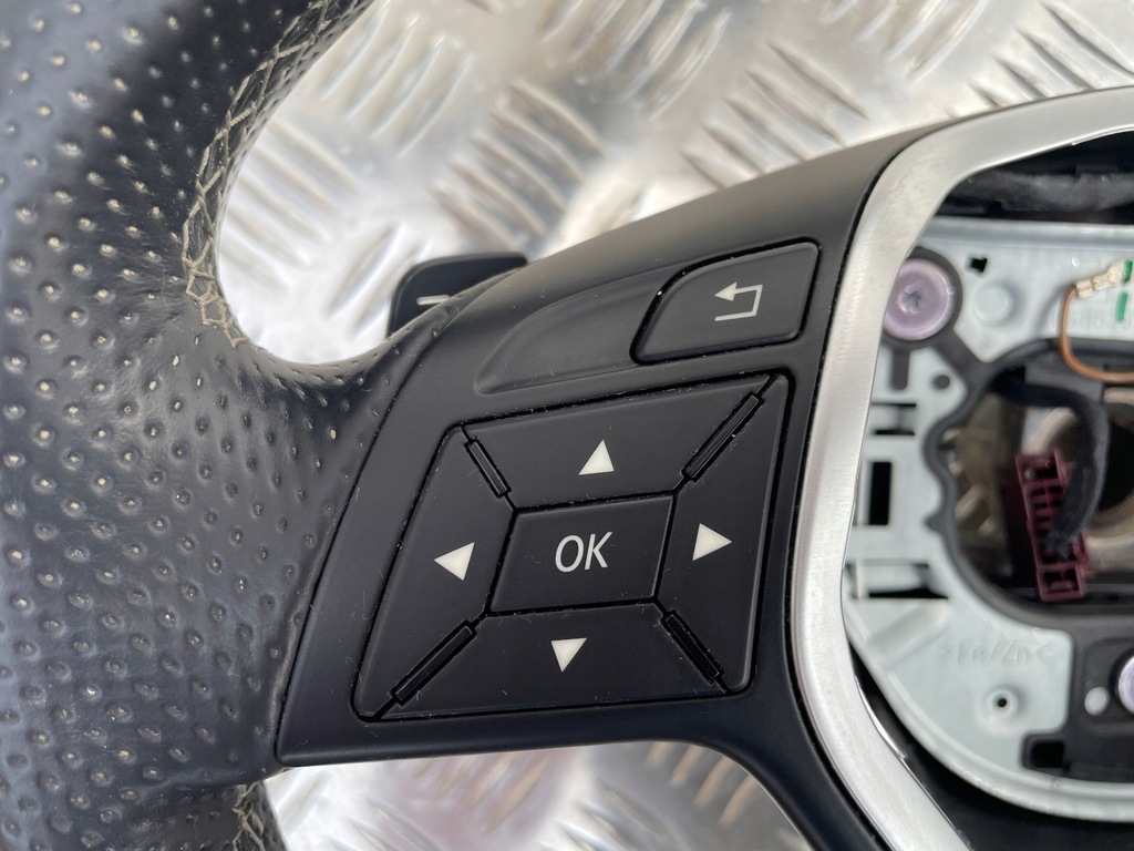 фото №9, Повітропровід шкіра пелюстки перемикання x204 w117 w218 w246 білий nić