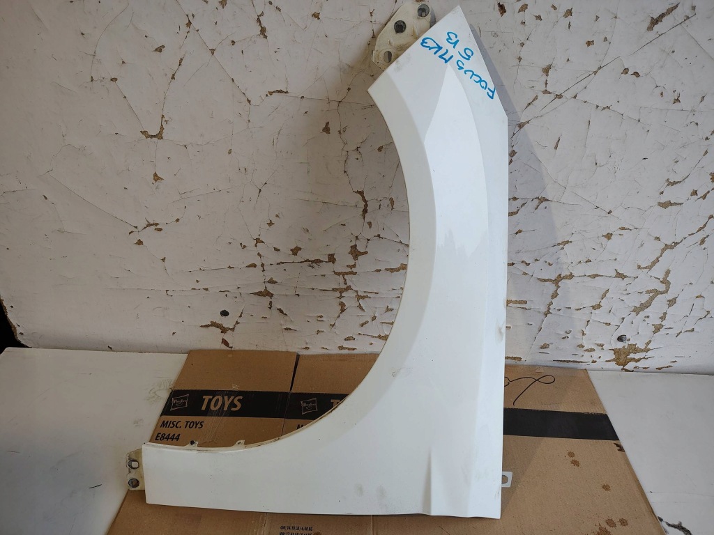 Купить Крыло  левое  перед ford focus mk3 5b