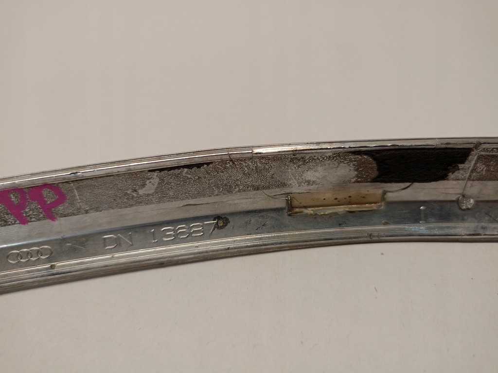 фото №11, Хром перед правий 4f0853066 audi a6 c6