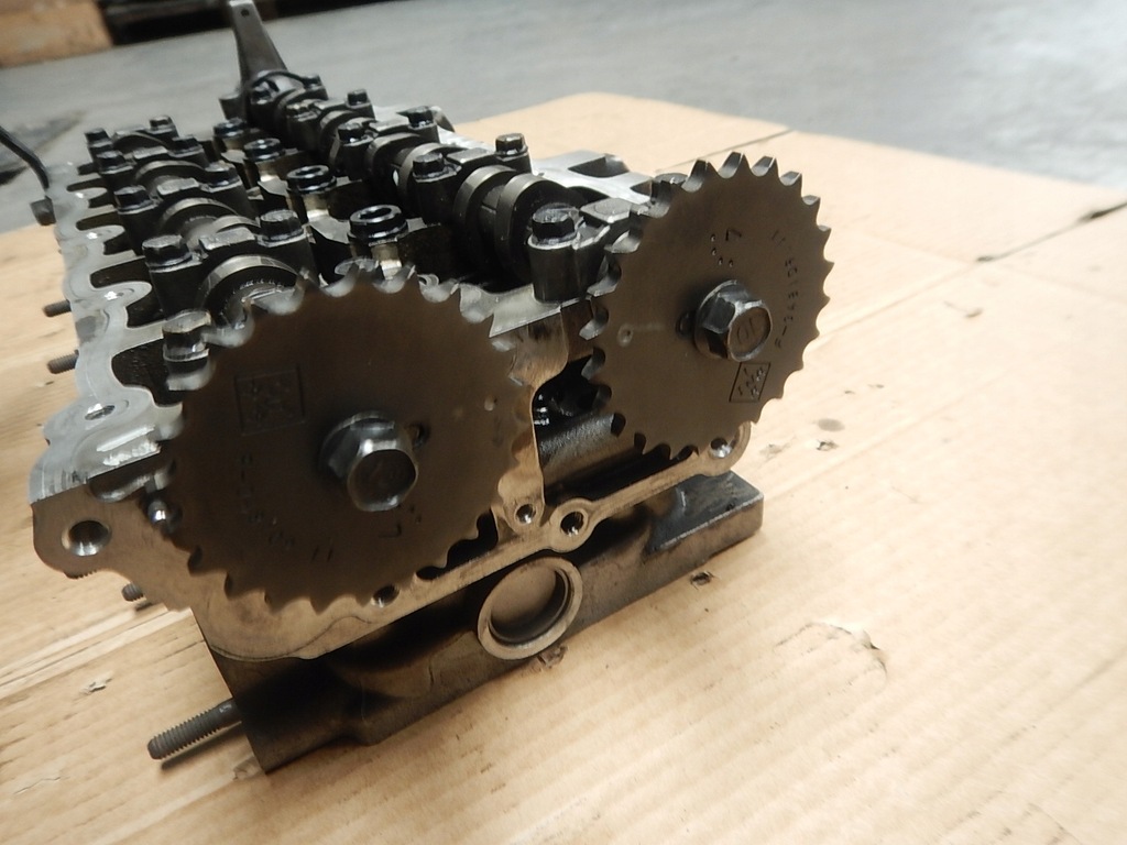 фото №10, Головка головка двигуна kia ceed hyunda i30 1.6crdi 22111-2a100