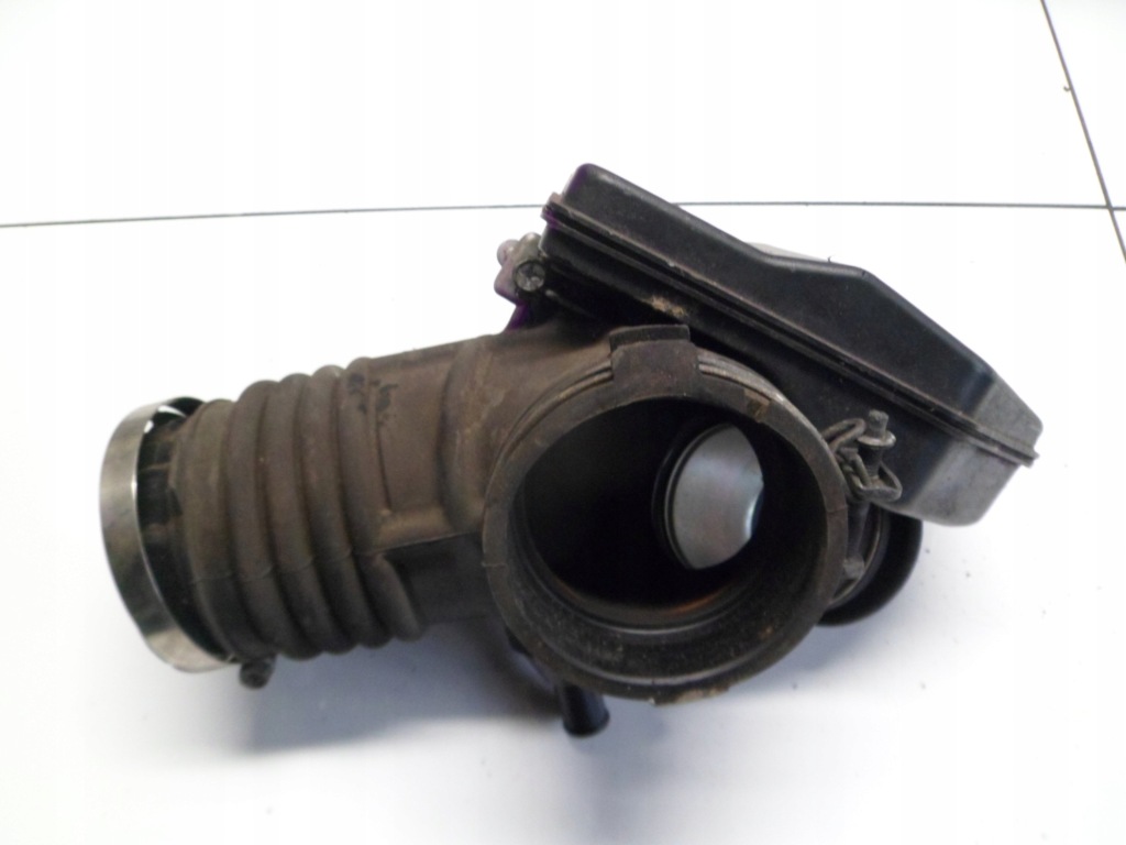 Lexus rx труба воздухозаборник воздуха 17881-20140 Цена