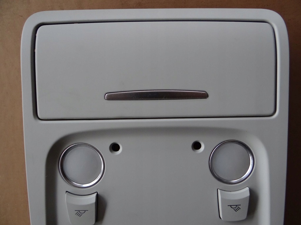 фото №8, Освещение лампа кабины a4 b8 8k 08-