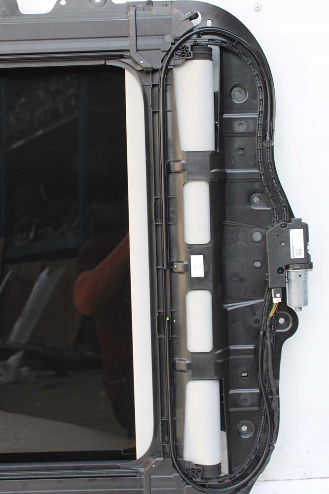 Audi q3 83a дах скляний solar панорама 83a877041 83a 877 041 люк so Київ