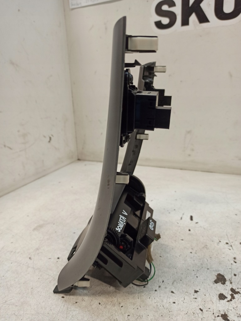 фото №10, Hyundai sonata 5 v переключатели подогрев сидений бардачок at0231 806b14