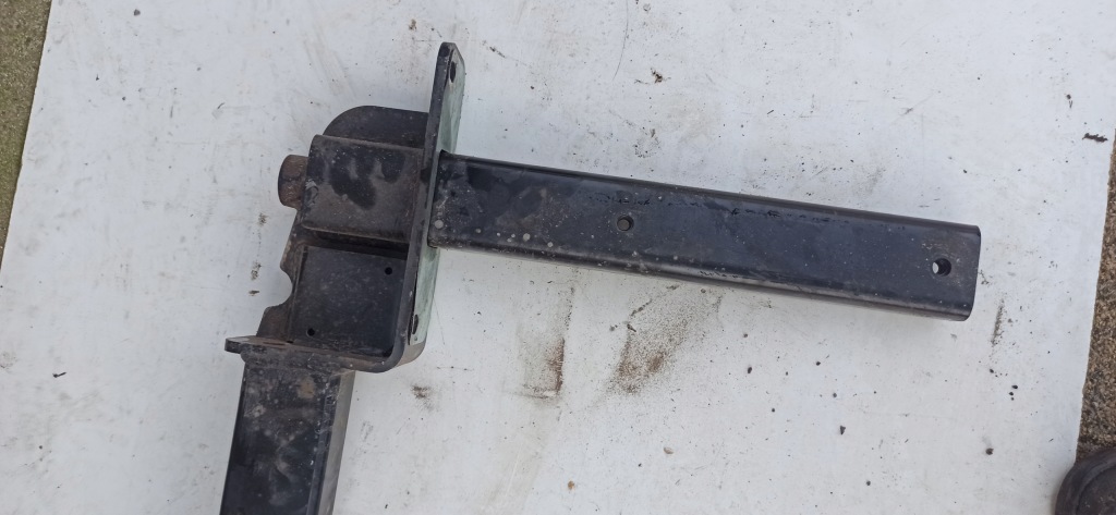 Opel astra j iv універсал 2009- балка фаркоп  буксирувальний 13399774 Київ