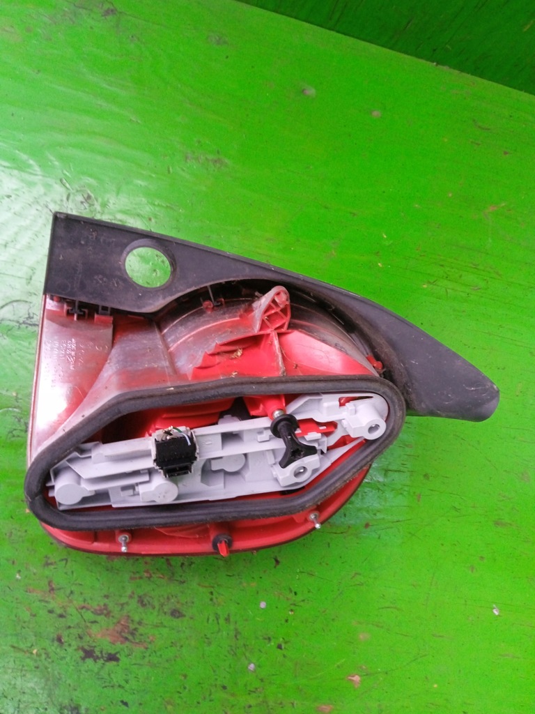 фото №3, Лампа левая задняя renault modus i