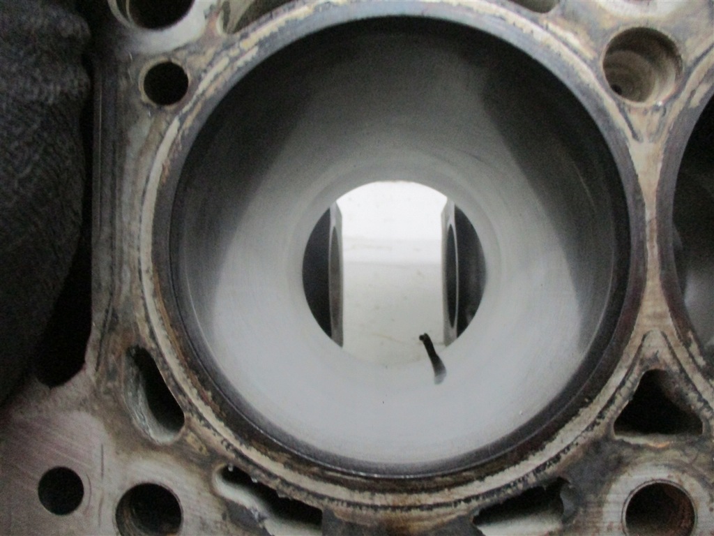 фото №5, Блок двигуна land rover 4007 c-crosser c5 iii x7 2.2 hdi 170km biturbo 4ht