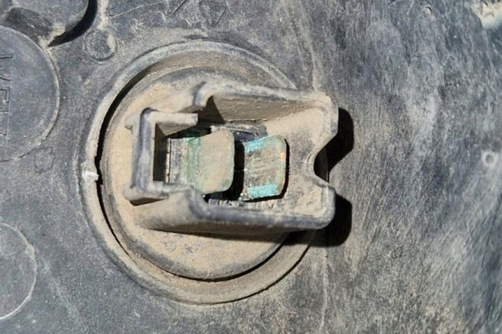 фото №8, Лампа правая передняя suzuki grand vitara ii jt, te, td 10059079 1.9l