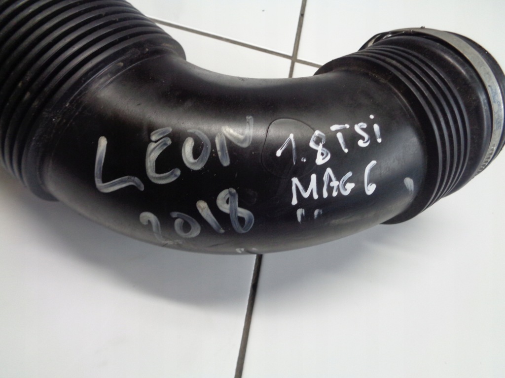 фото №3, Seat leon 1.8tfsi труба повітря 5q0129654ae