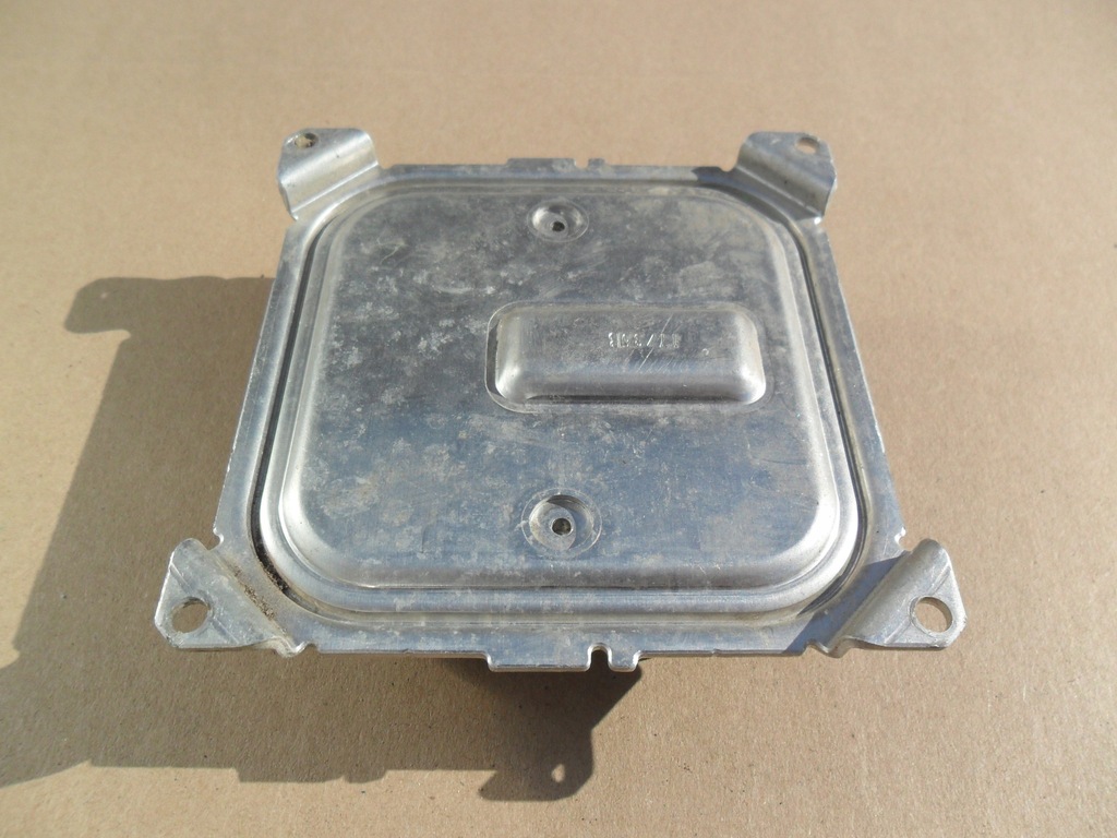 фото №16, Nissan leaf ii 2 2020 перетворювач модуль led лампи