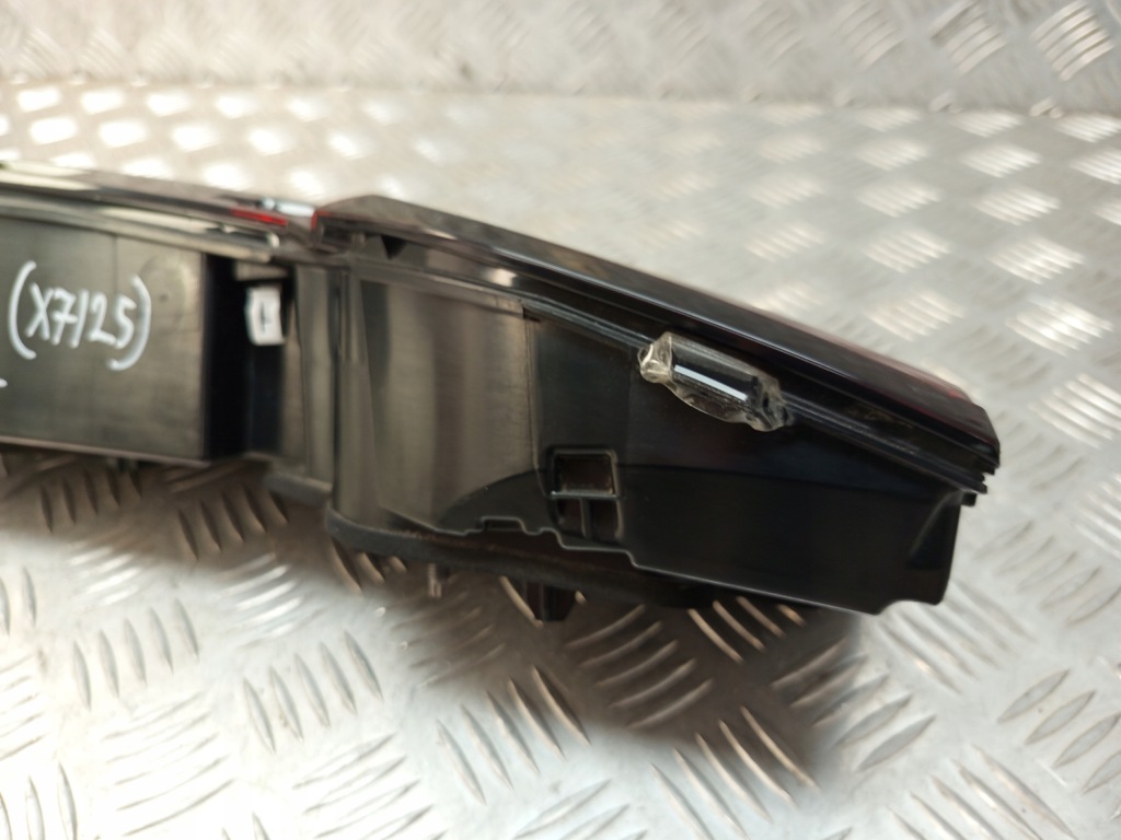 фото №15, Bmw x7 g07 lci лампа w крышка левая левый задняя 9881357