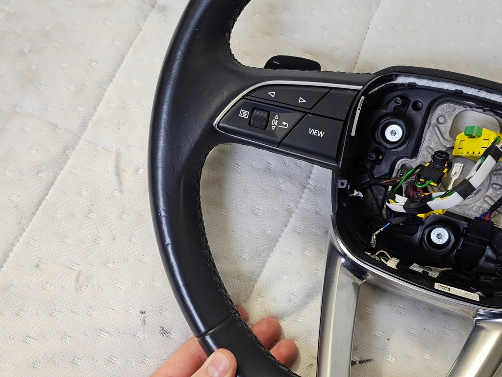 фото №6, Воздуховод кожаный audi a4 b9 a5 8w лепестки переключения 8w0419091fg r764